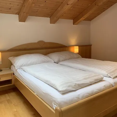 Penthouse Kurz 4* 韦斯滕多夫