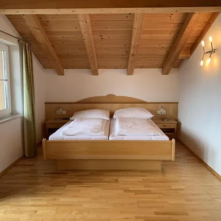 Apartment Penthouse Kurz